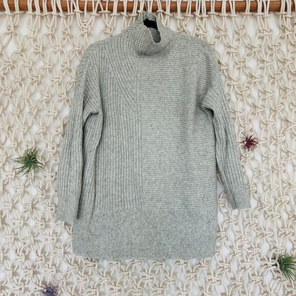 Lou & Grey Mock Neck Sweater